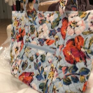 VERA BRADLEY SMALL SEA AIR FLORAL TOTE BAG NWT